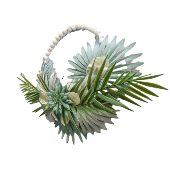 Palm and Succulent Wreath - Picture 2 of 5